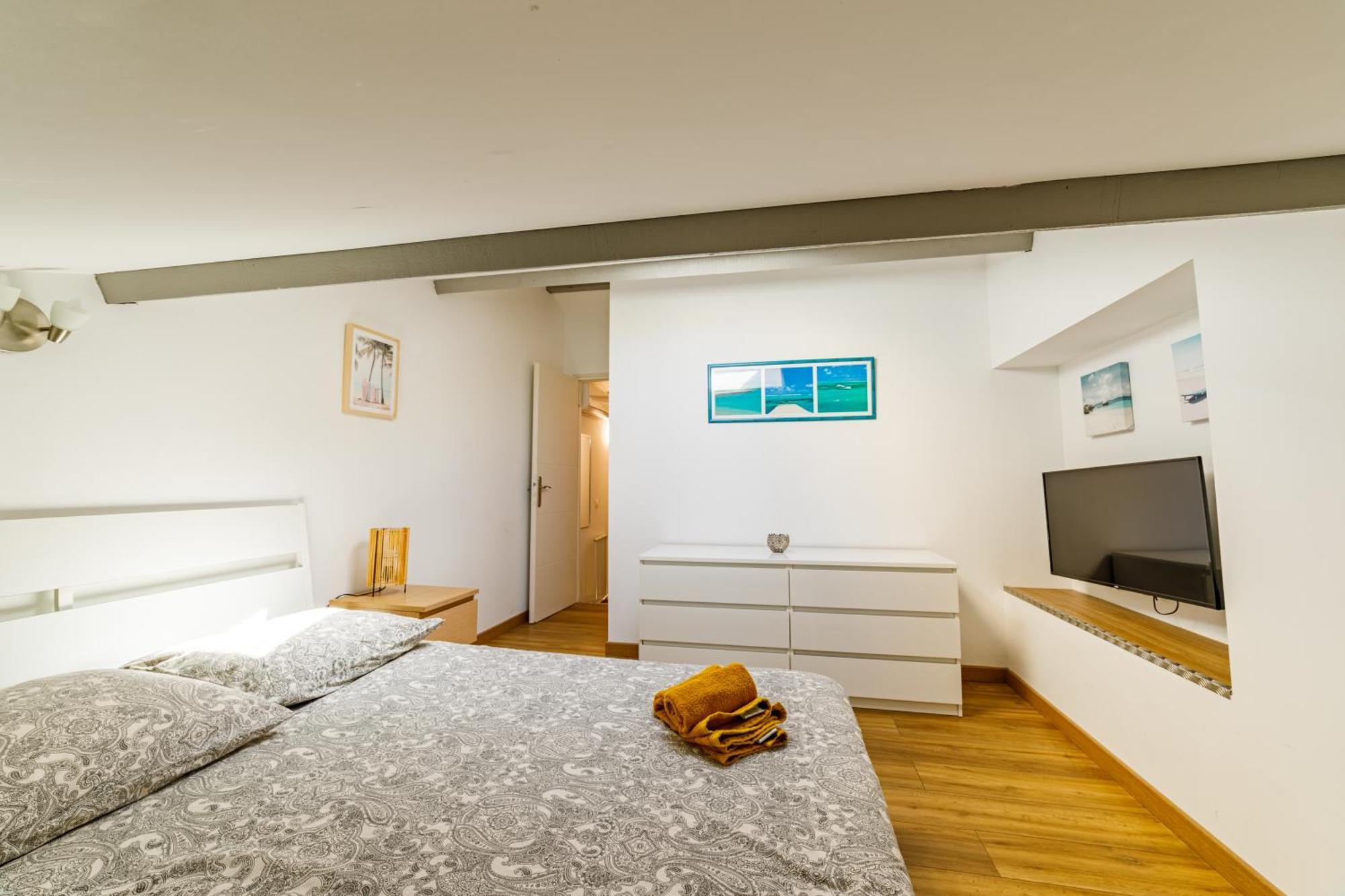 T3 Residence De Tourisme Voltaire イエール エクステリア 写真